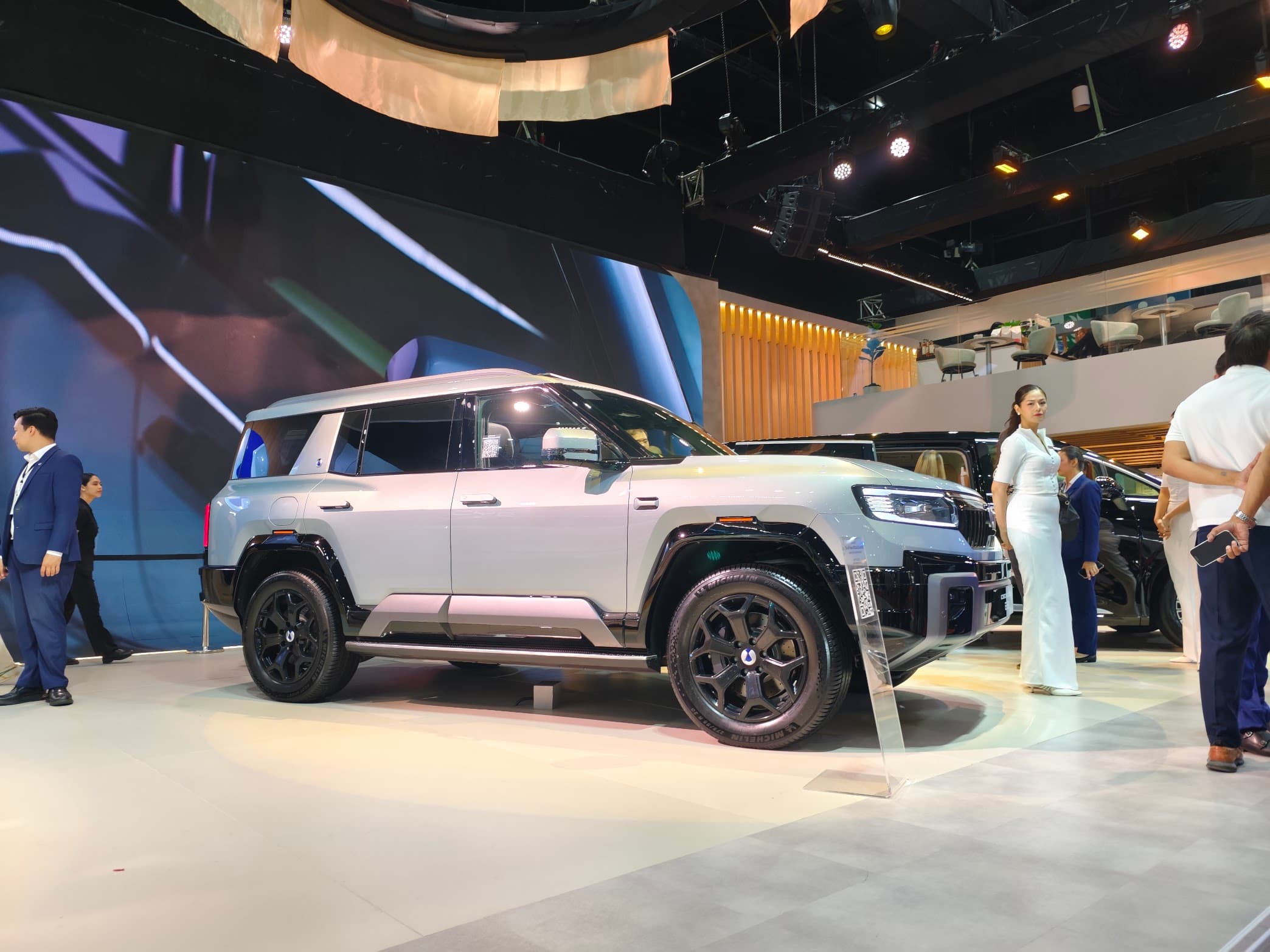 Denza Starts Distribution of Luxury EVs in the Philippines