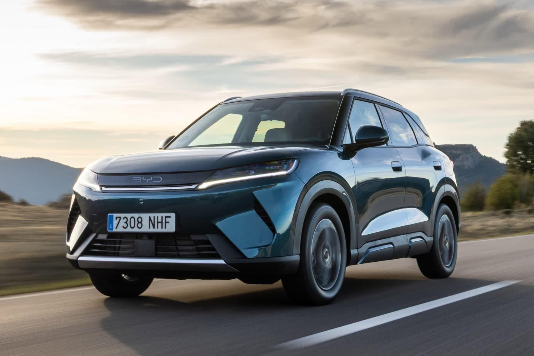 CAM analysis: BYD tops global innovation ranking for first time